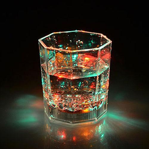 Flashing Octagonal Scotch glass cup